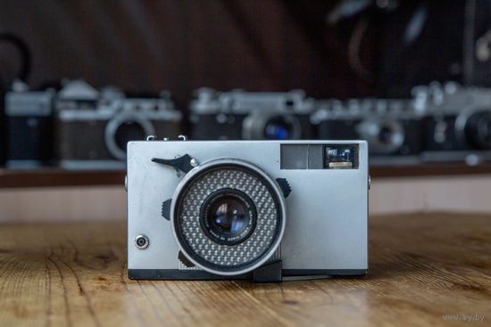 Фотоаппарат Зоркий 11