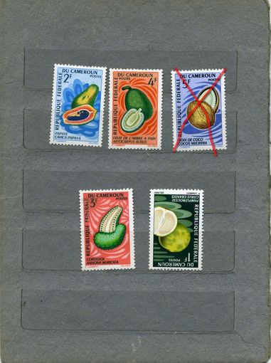 КАМЕРУН, 1967,   ЦВЕТЫ,  4м  по 25 коп шт