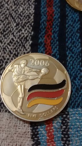 Либерия 5 долларов 2003 футбол