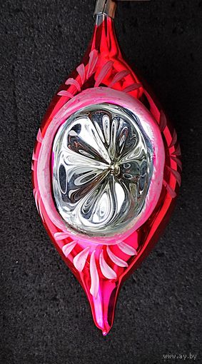 Советская ёлочная игрушка Сосулька.