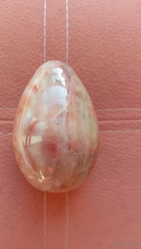 Яйцо из камня