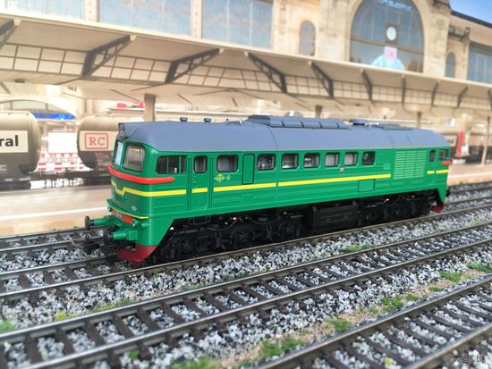 Локомотив М62 1564 PIKO. Масштаб НО 1:87.
