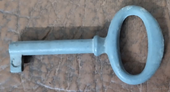 Ключик от ящика, где деньги лежали:))