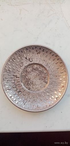 Тарелка метал