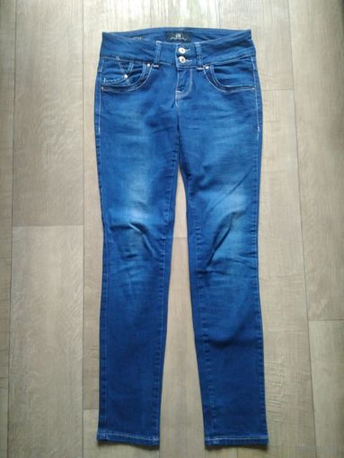 Джинсы LTB 26 размера.