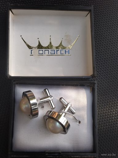Запонки Монарх