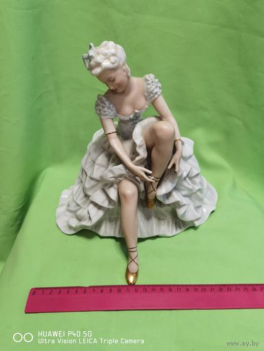 Большая интерьяная Фарфоровая статуэтка Германия Балерина отбиты пальчики старт с 1 рубля трёхдневный аукцион