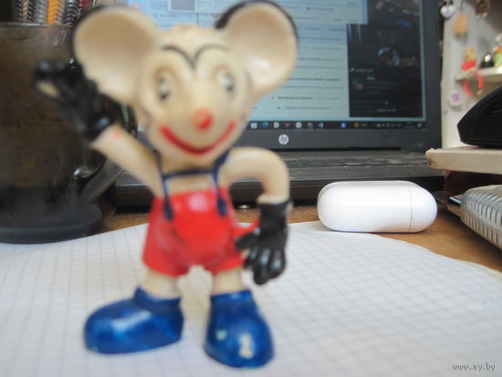 Микки Маус с рубля!