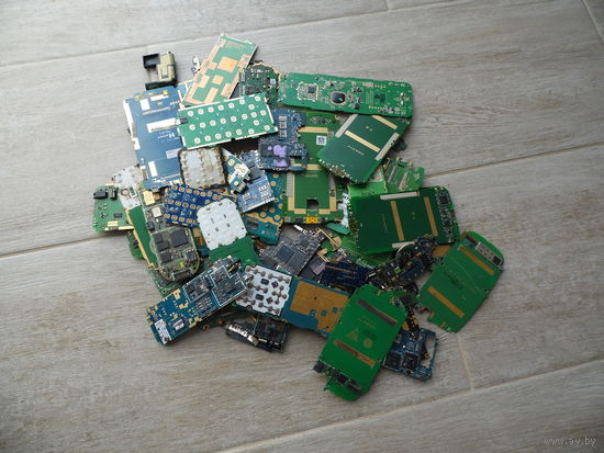 Платы с позолотой 500 грамм.