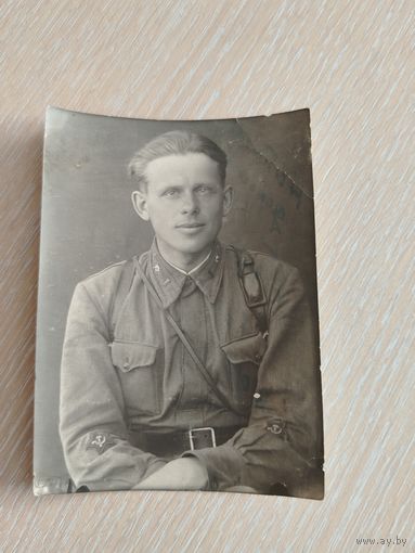 Фото времен ВОВ. Старший политрук.1942 год.