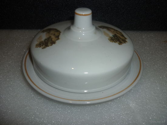 Маслёнка Фарфор Дулево. СССР