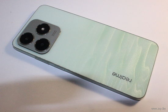 Телефон Realme C63 RMX3939 8GB/256GB международная версия (нефритовый зеленый)