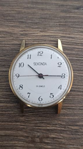 Часы наручные с 1 рубля