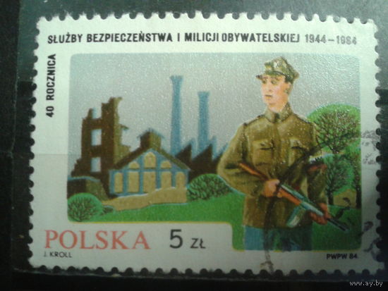 Польша, 1984, Ополченец перед руинами