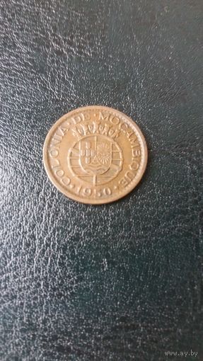 Колония МОЗАМБИК 20 сентавос 1950 год(отличная)