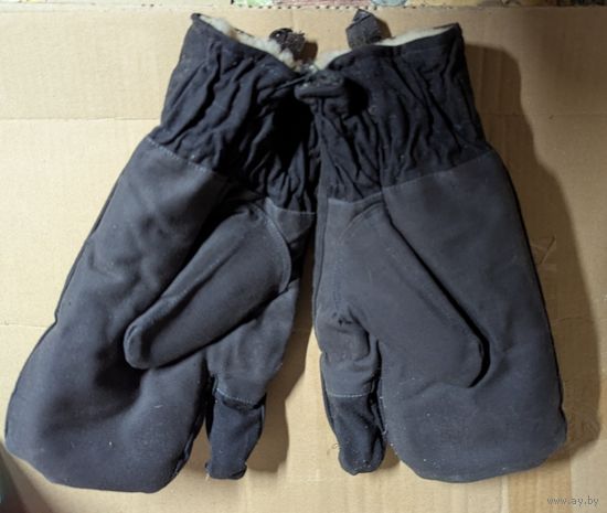Рукавицы трехпалые