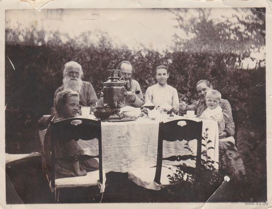 Фотография - чаепитие.