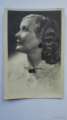 Киноактриса Л.Орлова.