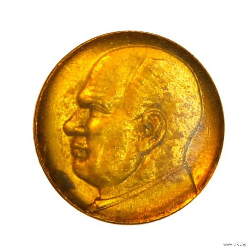 ГДР. Значок с изображением Эрнста Тельмана, видного деятеля немецкого рабочего движения