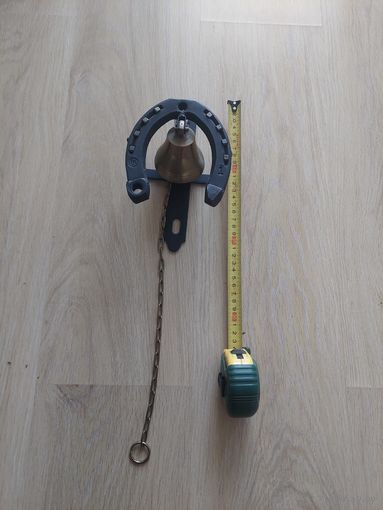 Дверной колокольчик