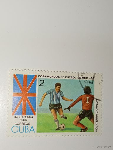 Куба 1985 На марке изображена сборная Англии, выигравшая чемпионат мира в 1966 году.