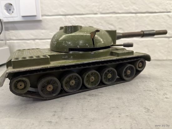 ТАНК Металический. СССР. Большой. Рабочий.