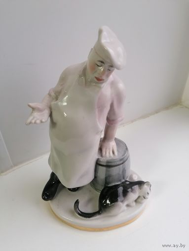 Статуэтка Кот и повар, без дефектов и реставраций!