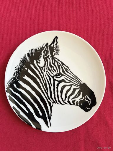 Тарелка фарфоровая 200 мм