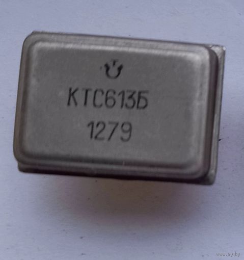 Микросхема КТС613Б Новая