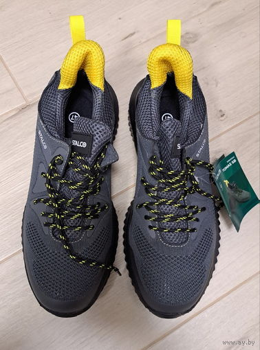 Кроссовки серые для электриков с железными носами, р.47, новые, из Литвы