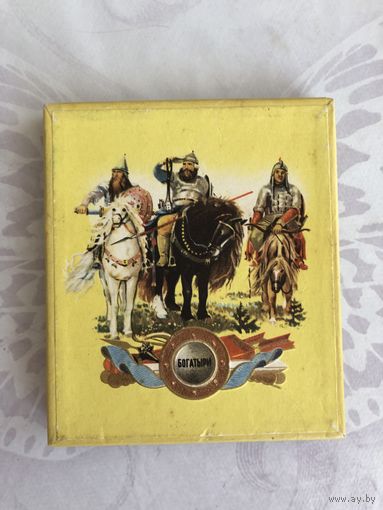 Пачка от папирос БОГАТЫРИ.