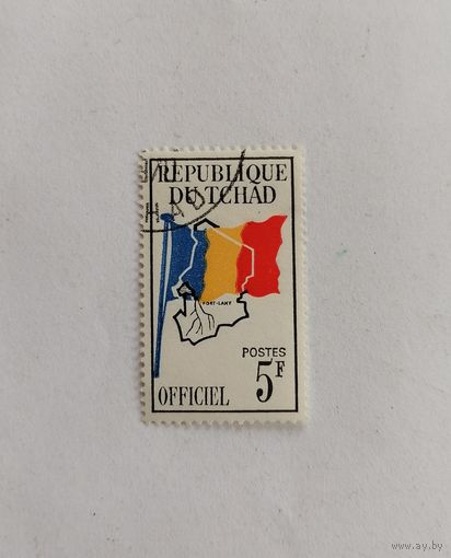 Марка Чад 1966 год. Национальный флаг и карта.