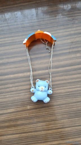 МЕДВЕЖОНОК-ПАРАШЮТИСТ