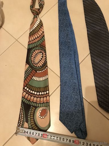 Лот винтажных мужских аксессуаров СССР (3 галстука, шарф-кашне + редкий пакет-инструкция Centrotex)