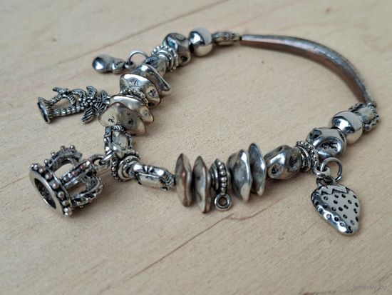 Браслет женский Pandora ,Из Швеции ,