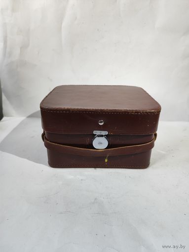 Корф. Для фотоаппаратов Салют (Киев 88).