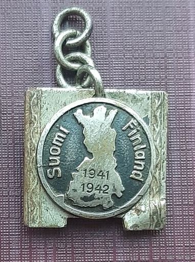 Знак Финляндия 1941-1942гг. на закрутке с цепочкой.