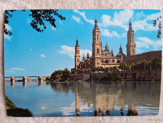 Испания, Сарагоста. Река Эбро и храм Эль Пилар