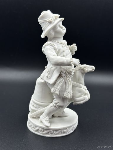 Мальчик на лошадке. Бисквит. 19 век. С рубля!