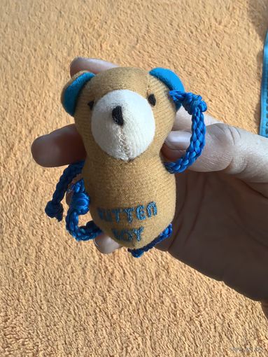 Игрушка в ладошку