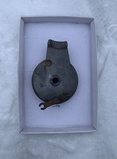 Тормозной барабан,щит( опорник) мотоцикла к-55,к-58