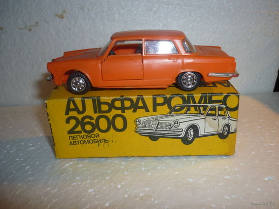 Модель авто "ALFA ROMEO 2600 ". 1:43. СССР. 1982год