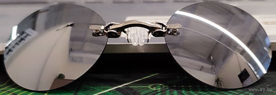 Солнечные очки-пенсне