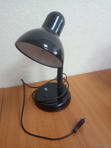 Лампа настольная