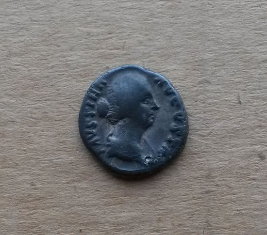 Рим, Фаустина Младшая (жена Марка Аврелия, императрица в 161-176 гг. н.э.), денарий, серебро