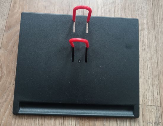 Подставка настольная для перекидного календаря