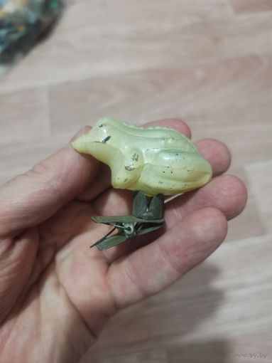 Советская елочная игрушка лягушка