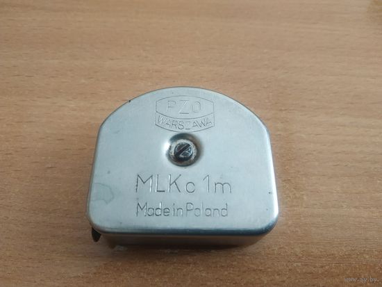Рулетка измерительная автоматическая с возвратным механизмом. Польша, вторая половина прошлого века.