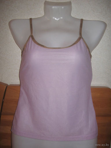 Майка фирменная-CALVIN KLEIN-размер-40-42-, очень качественная. Made in Italy.