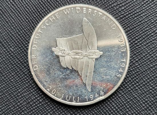10 марок 50 лет с момента покушения A ФРГ Серебро 15,5 грамма 625 пробы! ВОЗМОЖЕН ОБМЕН!